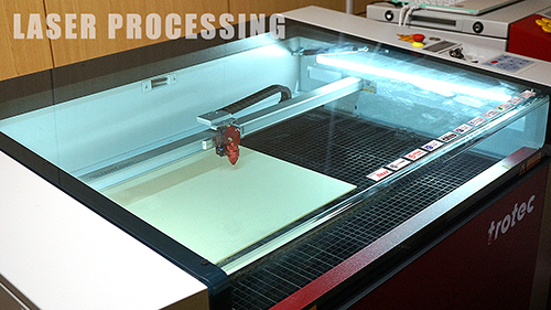 レーザー加工機